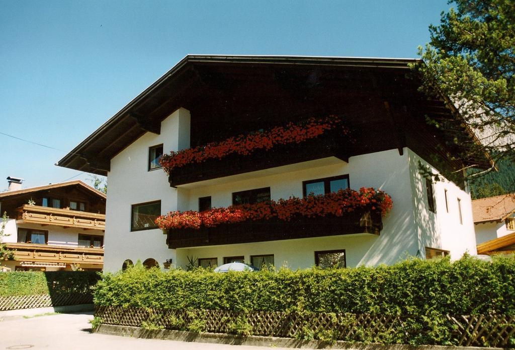 Haus Edith Bed & Breakfast Ehrwald Exterior photo